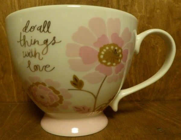 Tasse "Do all things with love"